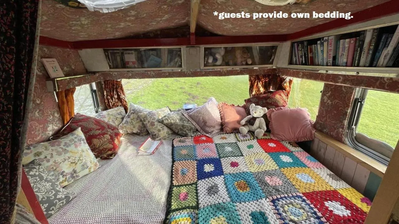 2 X Double Bed Glamping Wagon At Dalby Forest Scarborough Storbritannien